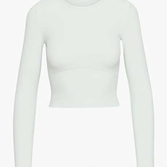Aritzia TnAction TNABUTTER™ BOUND long sleeve top - Picture 2 of 4